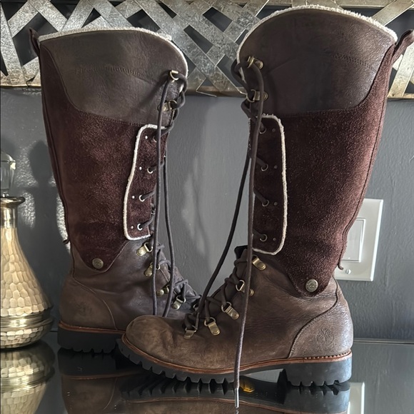 Timberland Brown Lace-Up Boots - Picture 7 of 11